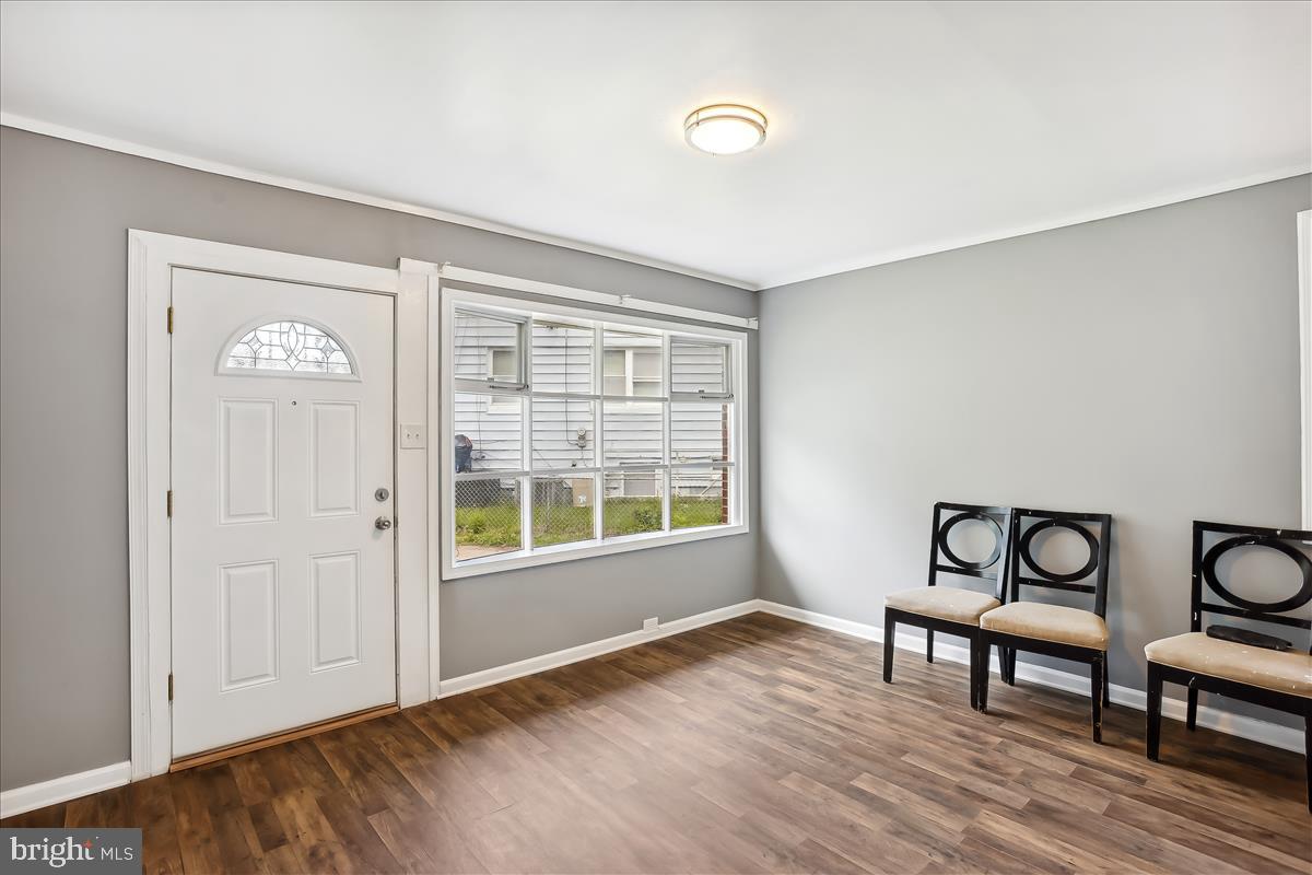 7776 Muncy Road Landover, MD 20785 - Photo 3 of 26 Family Room
