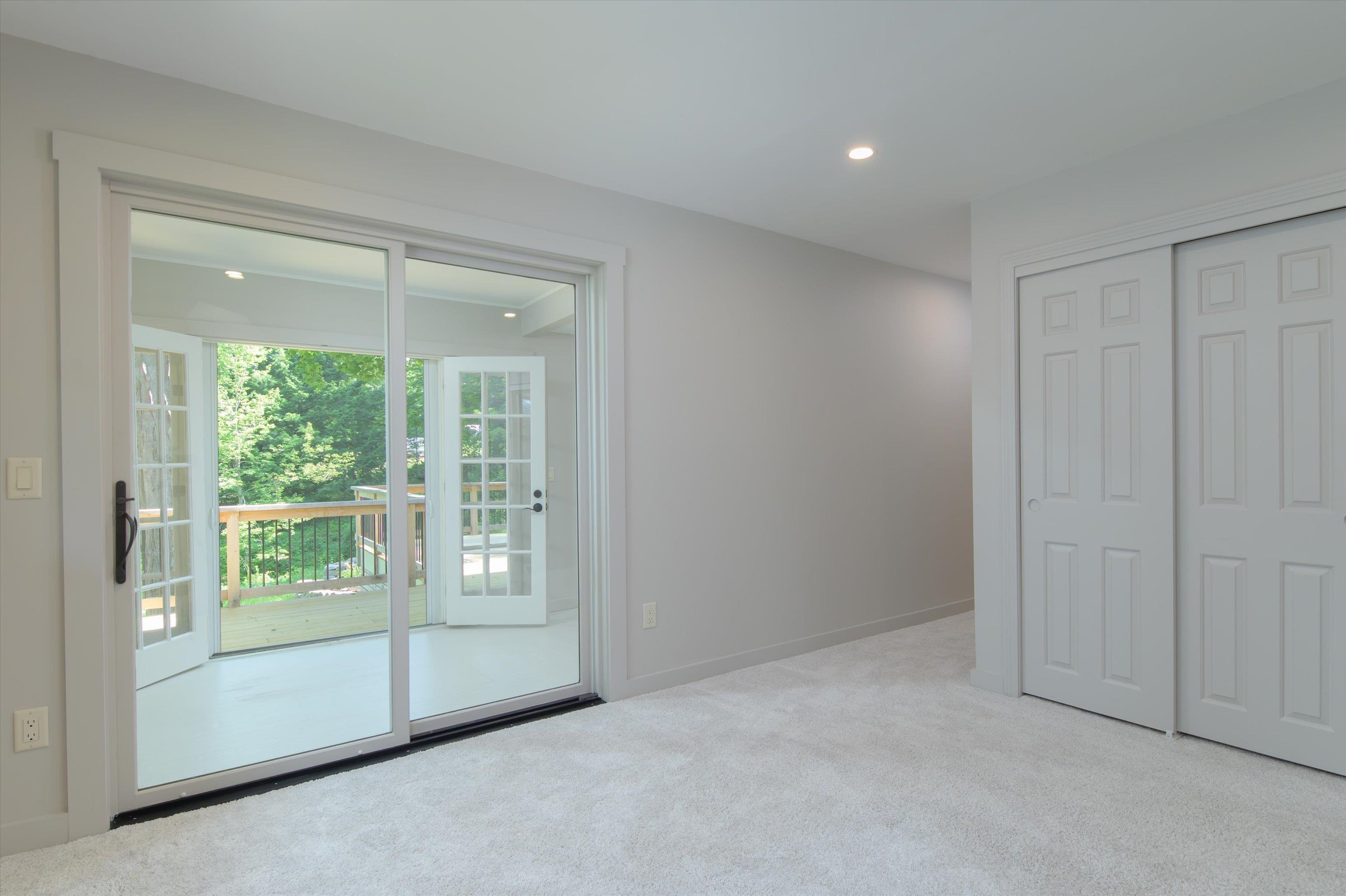 69 High Street Walpole, NH 03608 - Photo 28 of 60