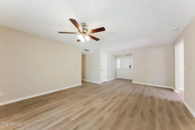 $1,710 | 10237 North 45th Avenue, Glendale, AZ 85302