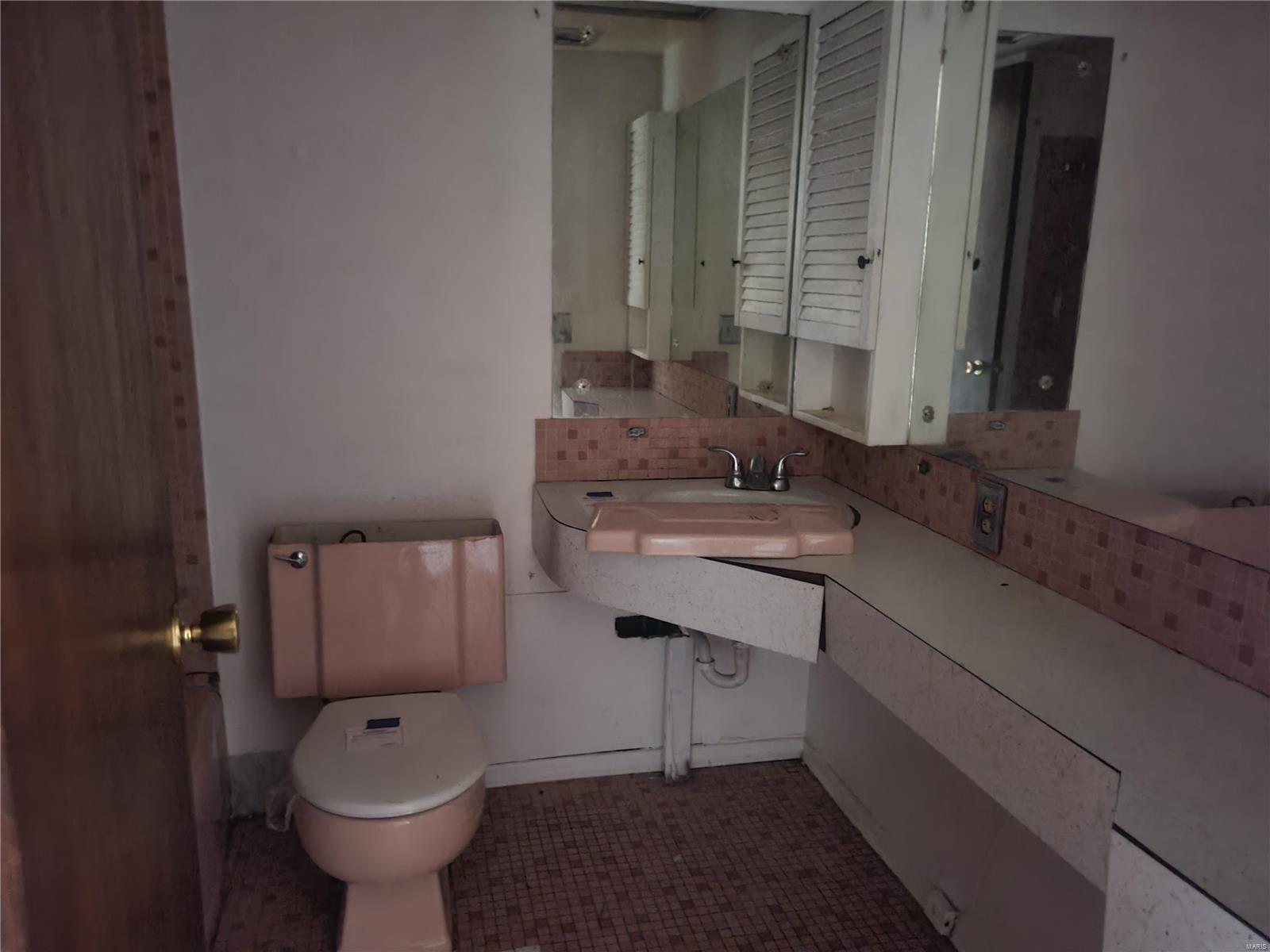 2538 Hackman Drive St. Louis, MO 63136 - Photo 4 of 12