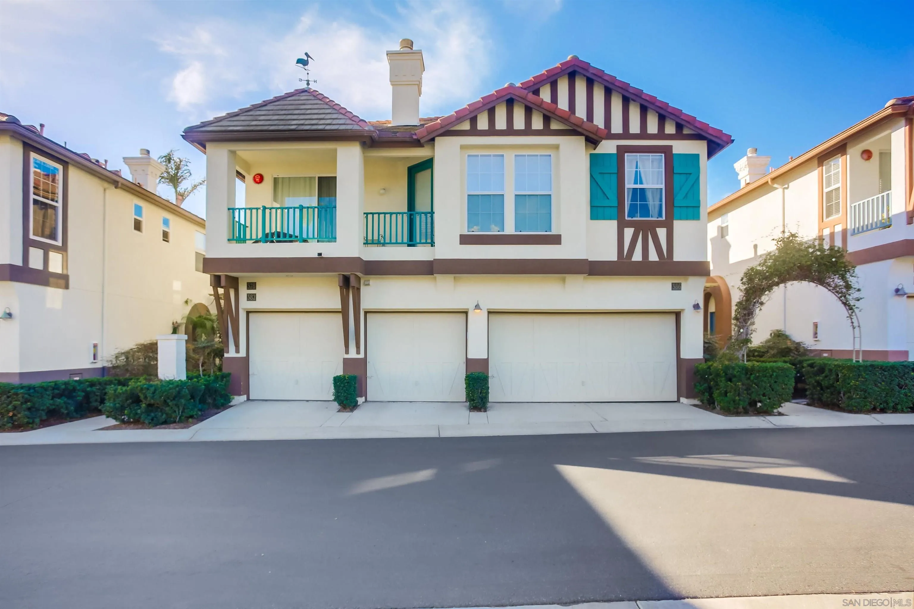 382 Carmel Creeper Place Encinitas, CA 92024 - Photo 2 of 43 a front view of a house with garage