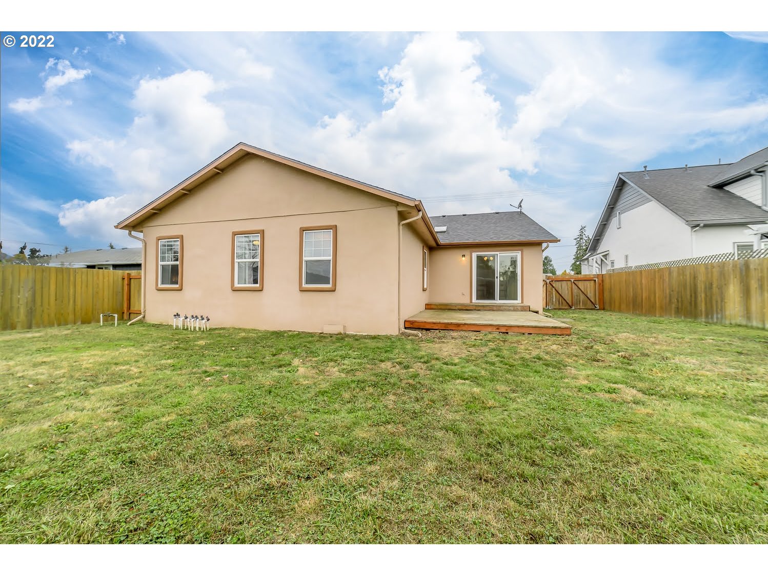 331 South 46th Street Springfield, OR 97478 - Photo 27 of 28 a view of a house with a backyard