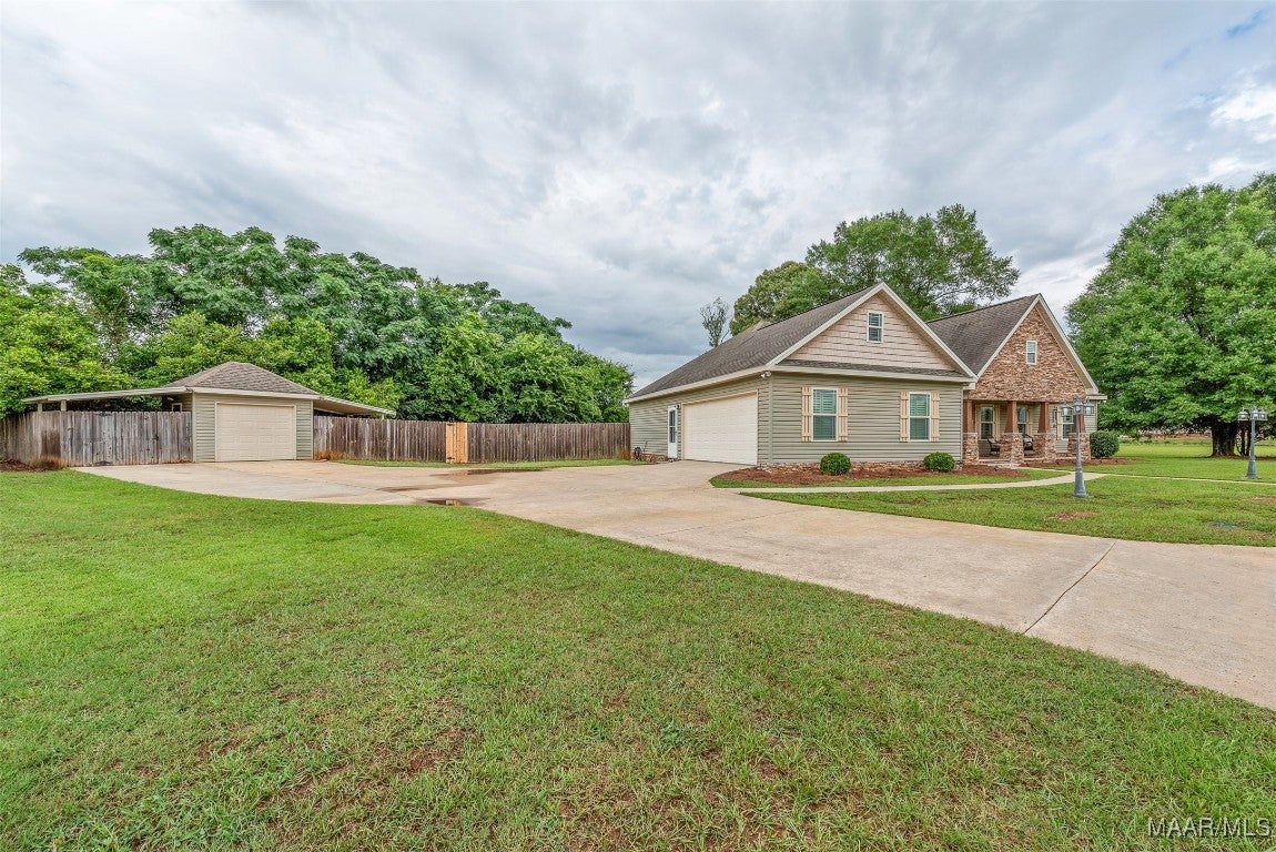 224 David Hussey Road Newton, AL 36352 - Photo 3 of 43 Detached Garage