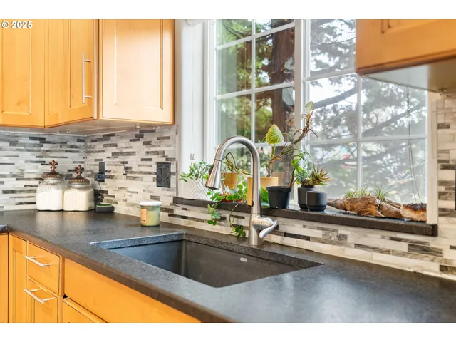 $699,900 | 23897 Southwest Sanders Terrace, Sherwood, OR 97140