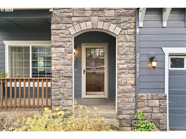 $699,900 | 23897 Southwest Sanders Terrace, Sherwood, OR 97140