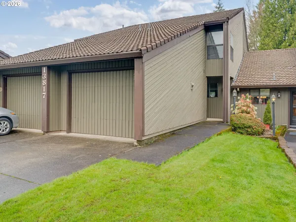 $299,900 | 13817 Northwest 10th Court, Unit C, Vancouver, WA 98685