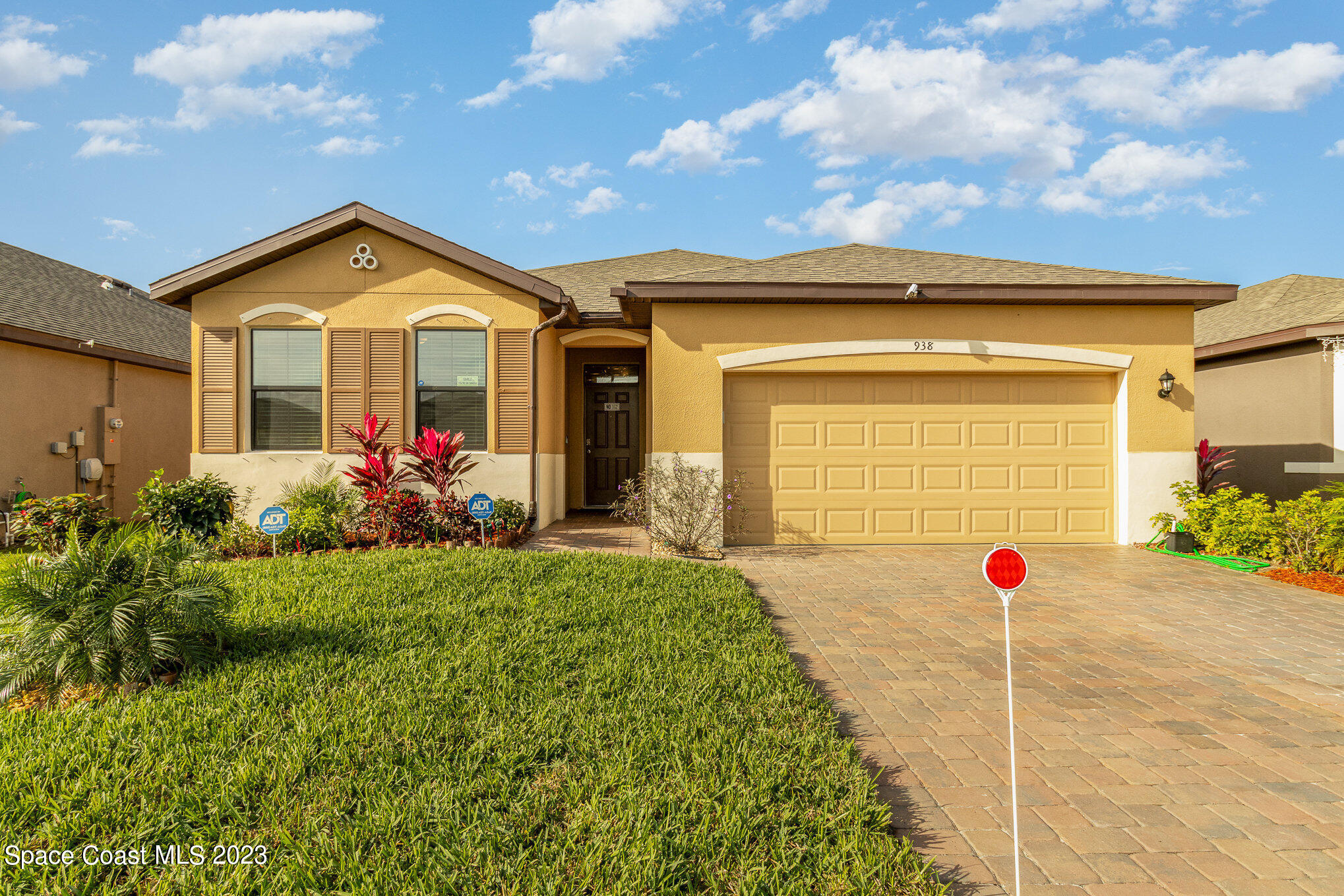 938 Remington Green Dr Southeast