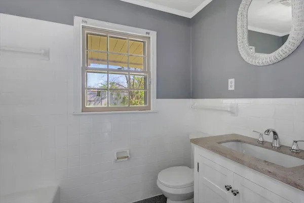 $449,750 | 201 Blythe Ferry Road Northeast, Cleveland, TN 37312