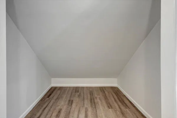 $449,750 | 201 Blythe Ferry Road Northeast, Cleveland, TN 37312