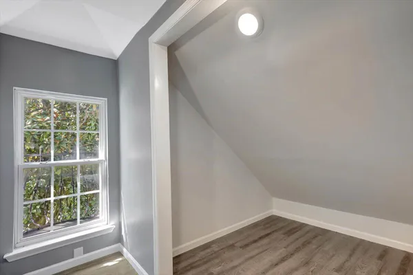 $449,750 | 201 Blythe Ferry Road Northeast, Cleveland, TN 37312