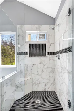 $449,750 | 201 Blythe Ferry Road Northeast, Cleveland, TN 37312