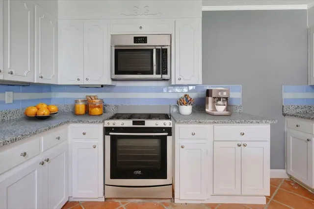 $449,750 | 201 Blythe Ferry Road Northeast, Cleveland, TN 37312