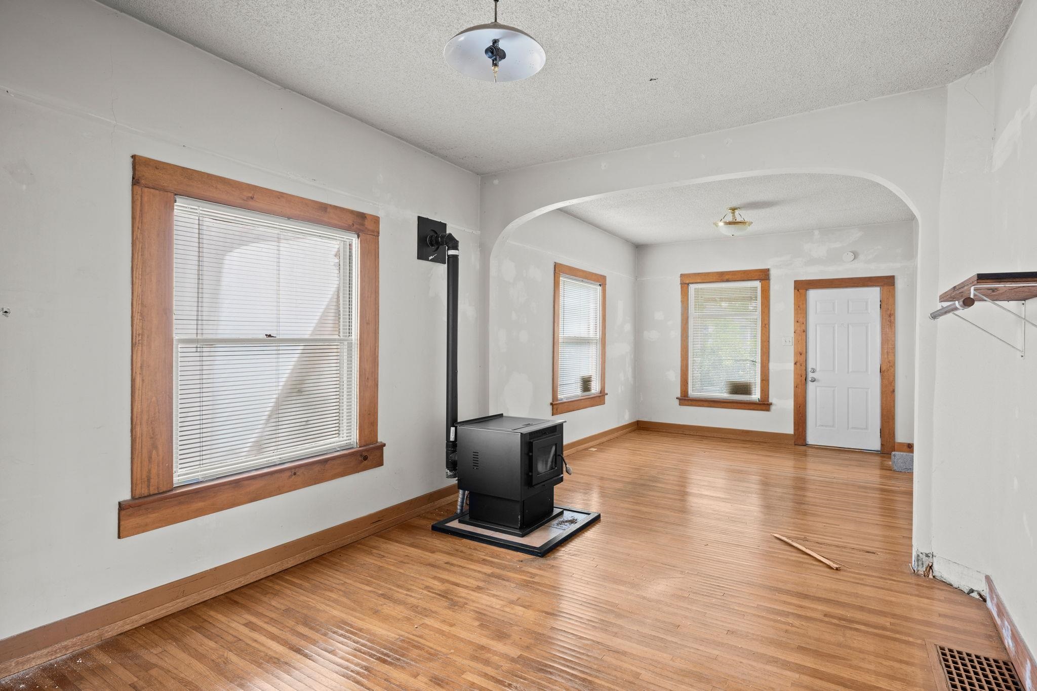 608 South Hatch Street Spokane, WA 99202 - Photo 7 of 21