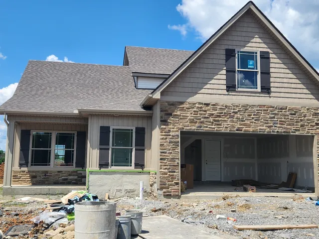 $405,900 | 2929 Vly Farms Drive, Christiana, TN 37037