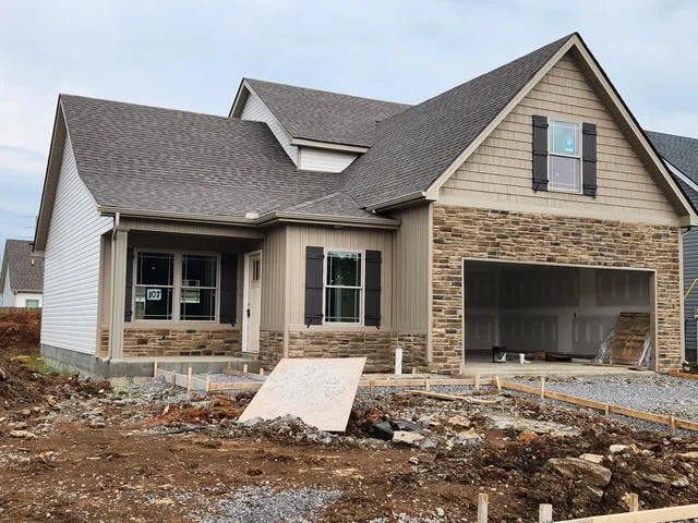 $405,900 | 2929 Vly Farms Drive, Christiana, TN 37037