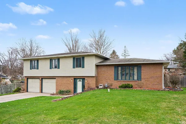 $365,000 | 51043 Shady Lane, Elkhart, IN 46514