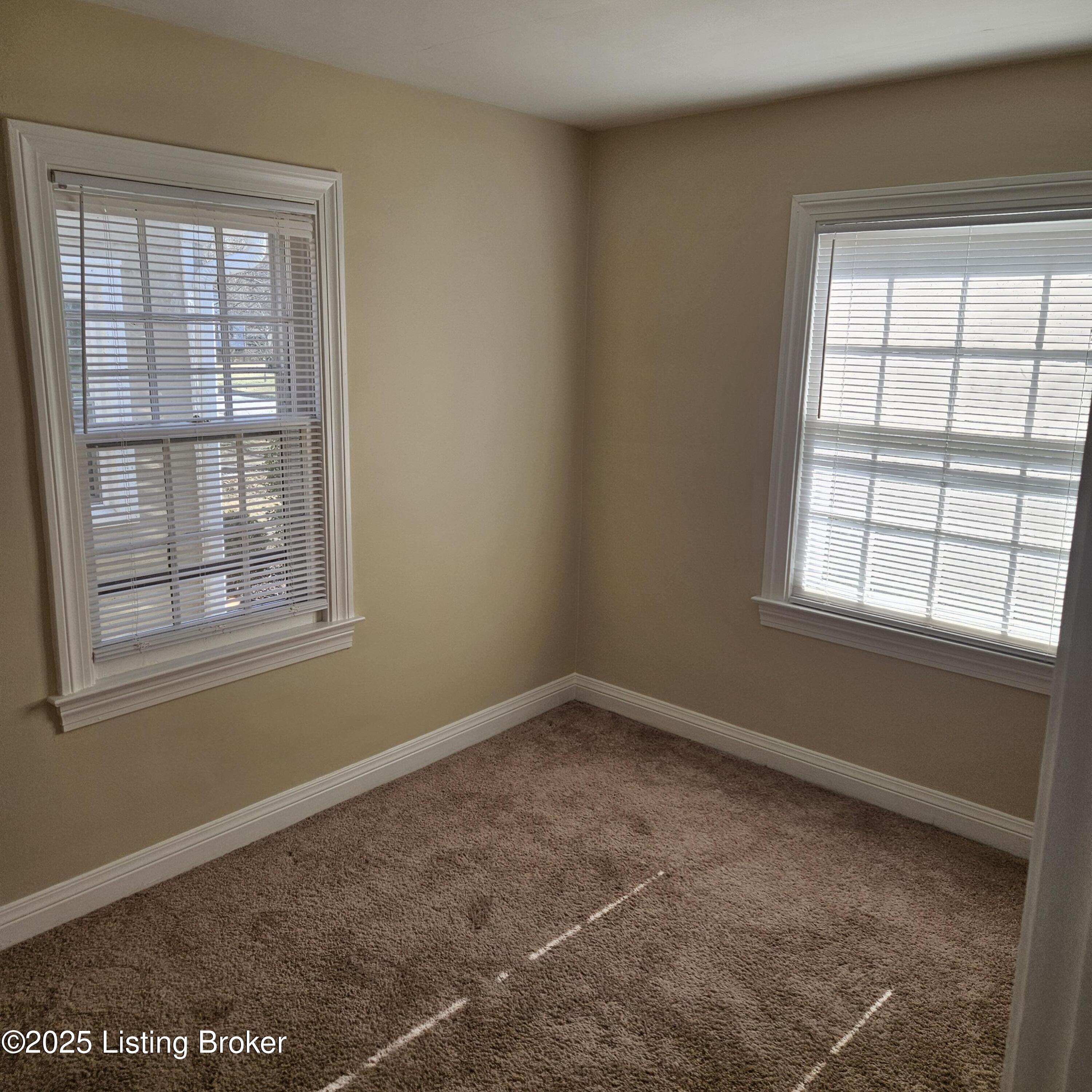 3907 Springhill Road Louisville, KY 40207 - Photo 6 of 8 1000002905