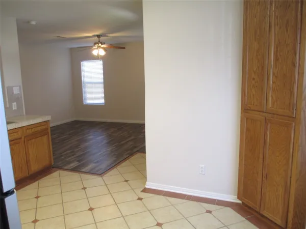 $1,225 | 1430 Avenue Q, Unit 12, Santa Fe, TX 77510