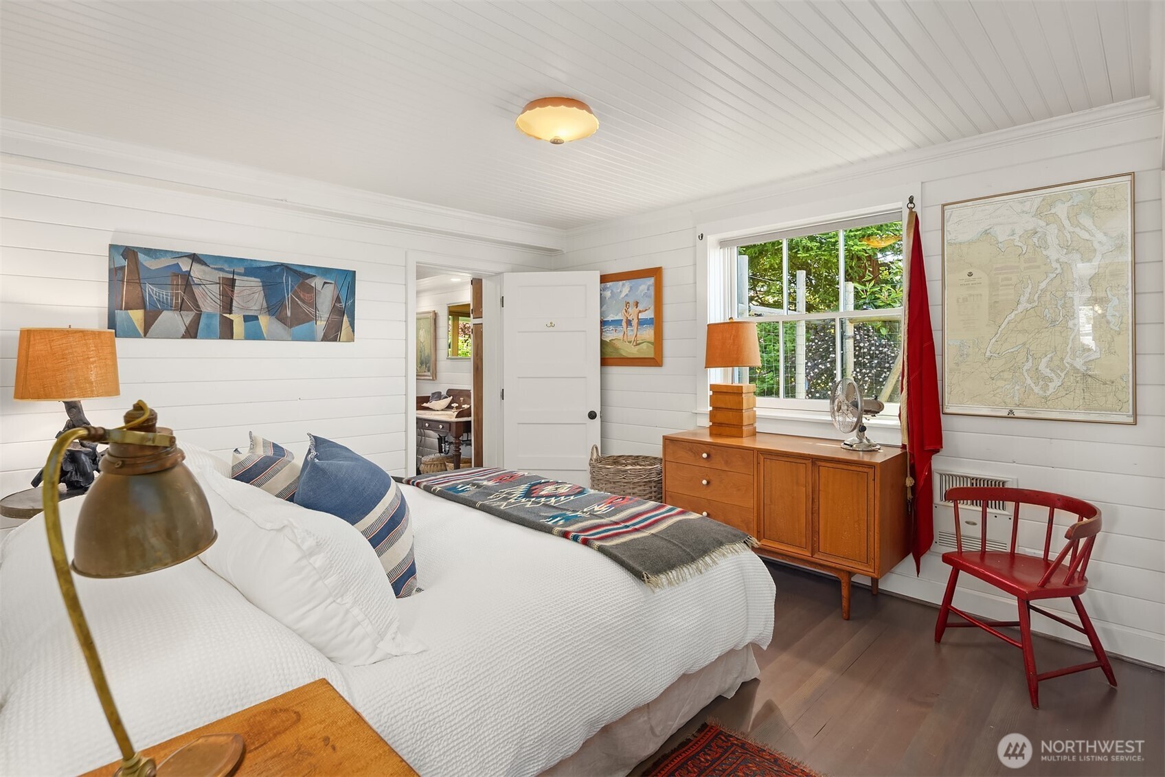 10050 Southwest Dock Street Vashon, WA 98070 - Photo 27 of 40