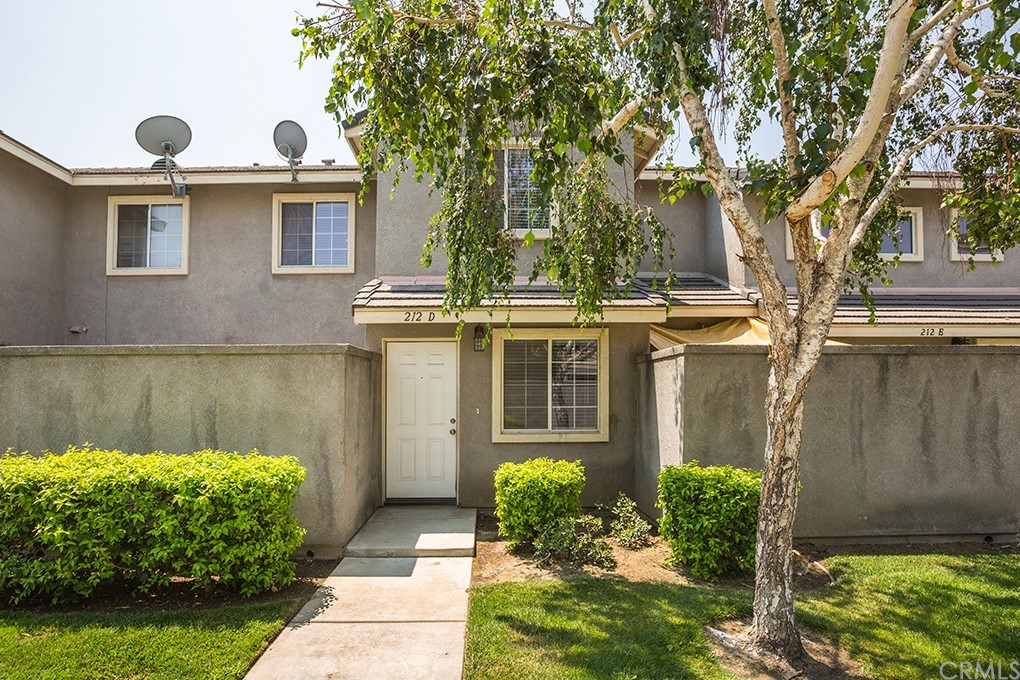 212 West Walnut Avenue, Unit D Rialto, CA 92376 - Photo 1 of 1