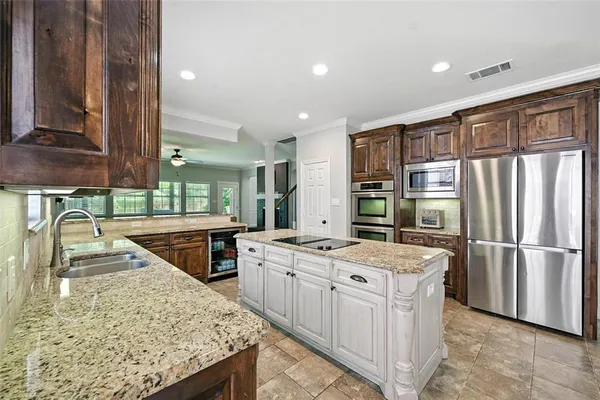 $794,000 | 913 Hills Creek Drive, McKinney, TX 75072