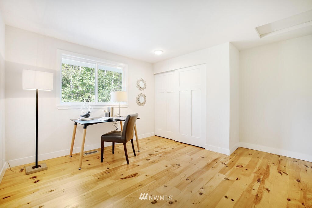 14009 49th Place West Edmonds, WA 98026 - Photo 22 of 24
