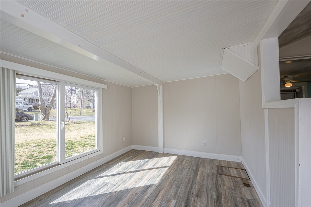 70 State Street Warwick, RI 02889 - Photo 12 of 23 Gallery Image 12
