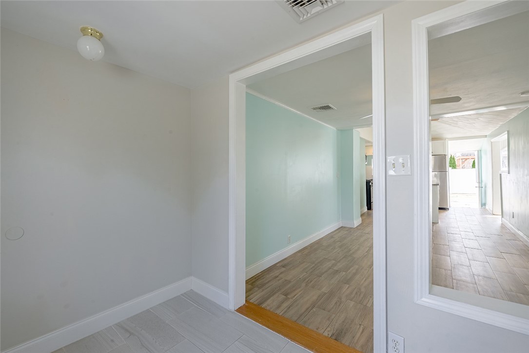 70 State Street Warwick, RI 02889 - Photo 21 of 23 Gallery Image 21