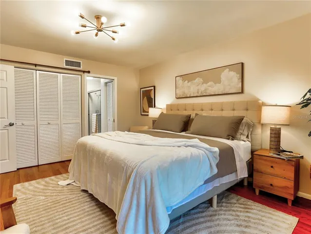 $2,300 | 322 Timber Lake Drive, Unit 322, Bradenton, FL 34210