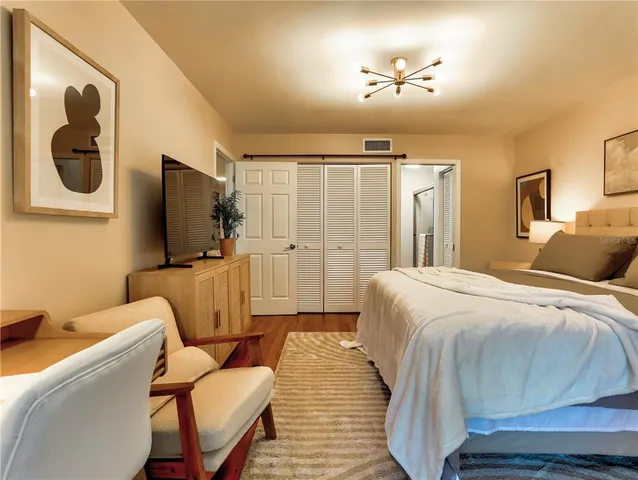 $2,300 | 322 Timber Lake Drive, Unit 322, Bradenton, FL 34210