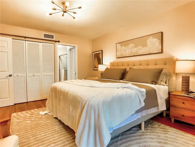 $2,300 | 322 Timber Lake Drive, Unit 322, Bradenton, FL 34210