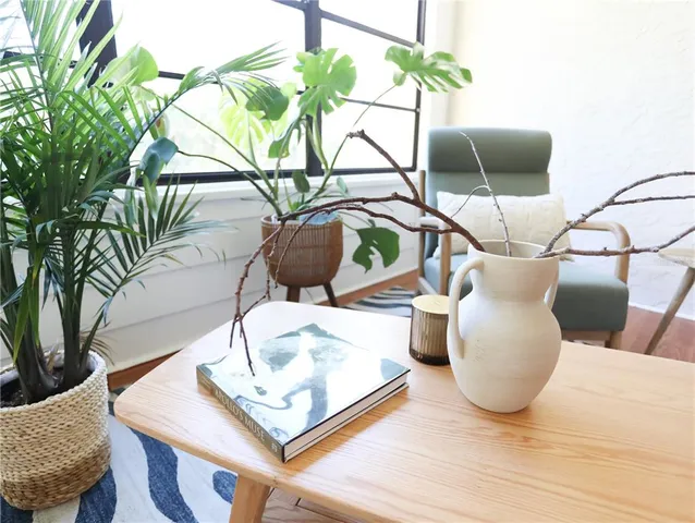 $2,300 | 322 Timber Lake Drive, Unit 322, Bradenton, FL 34210