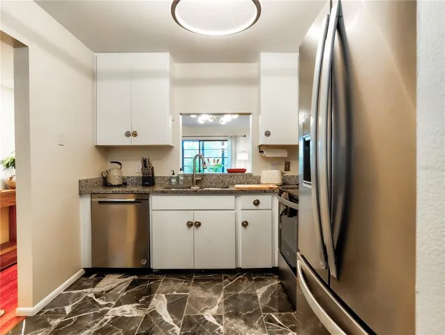 $2,300 | 322 Timber Lake Drive, Unit 322, Bradenton, FL 34210