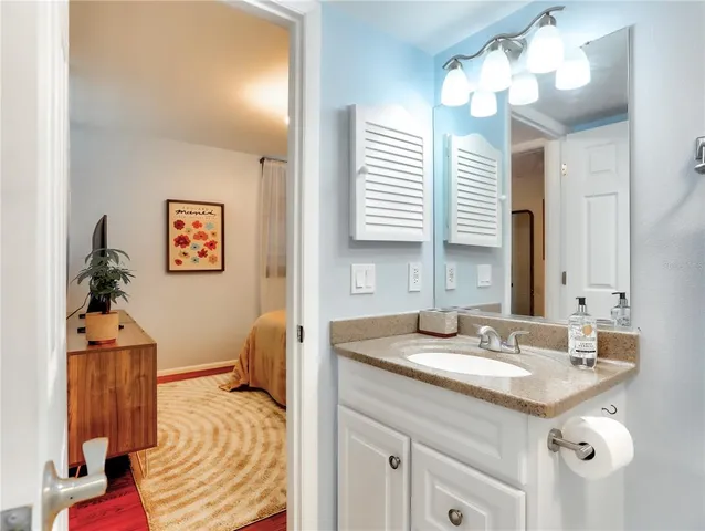 $2,300 | 322 Timber Lake Drive, Unit 322, Bradenton, FL 34210