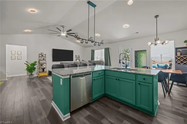 $279,500 | 1405 Amberlight Circle, Salisbury, NC 28144