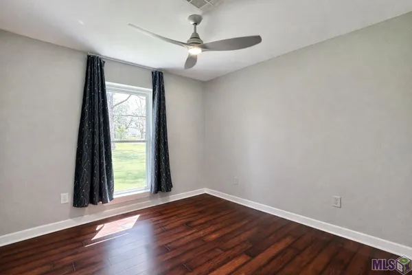$310,000 | 10333 John Savoy Road, St. Amant, LA 70774