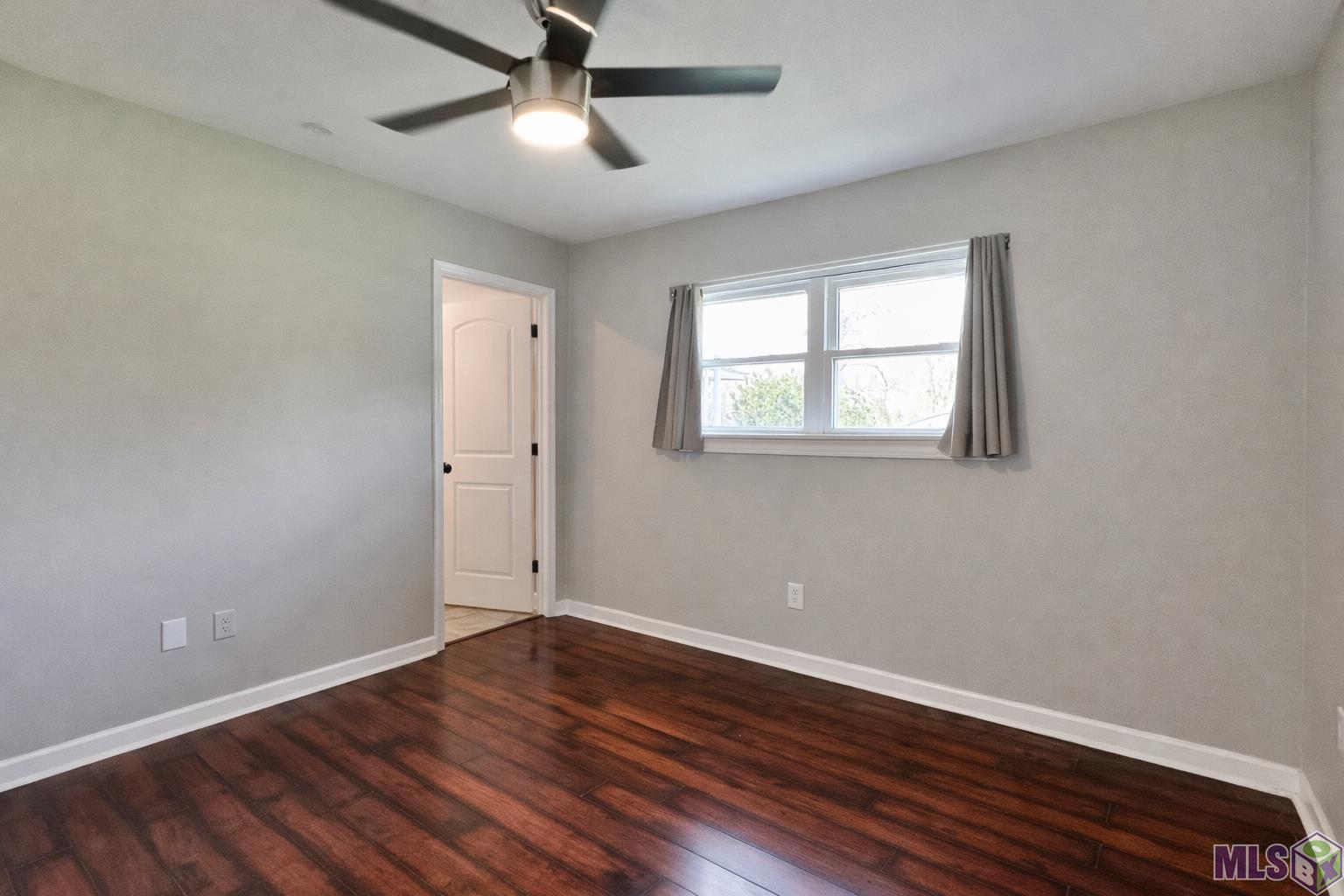 10333 John Savoy Road St. Amant, LA 70774 - Photo 16 of 32