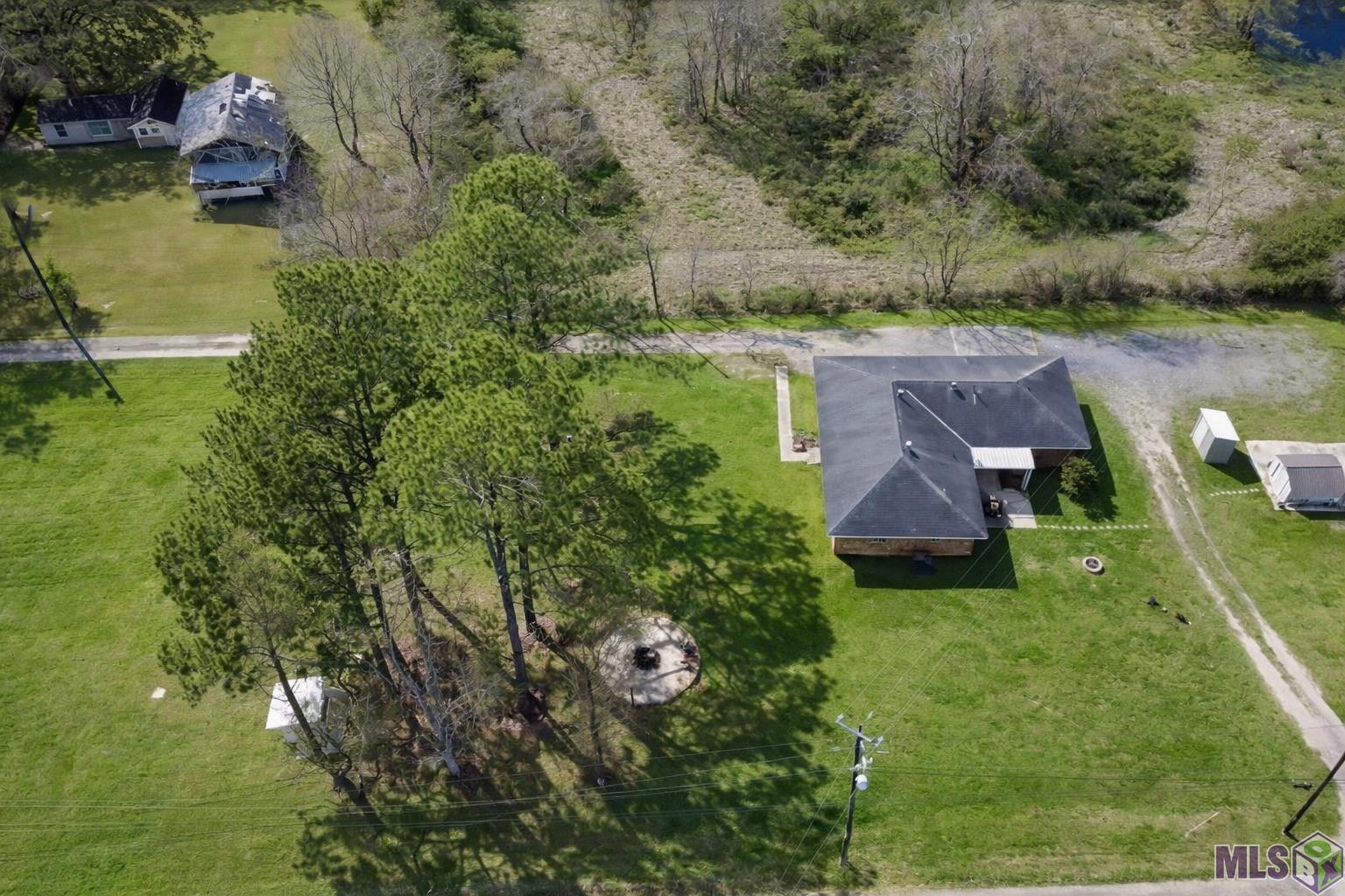 10333 John Savoy Road St. Amant, LA 70774 - Photo 26 of 32