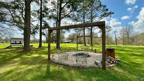 $310,000 | 10333 John Savoy Road, St. Amant, LA 70774