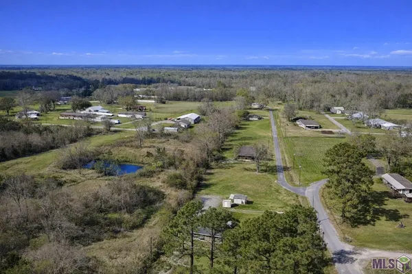 $310,000 | 10333 John Savoy Road, St. Amant, LA 70774