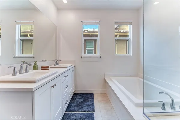 $1,426,000 | 261 Siena, Lake Forest, CA 92630