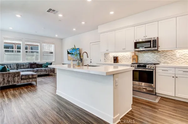 $1,426,000 | 261 Siena, Lake Forest, CA 92630