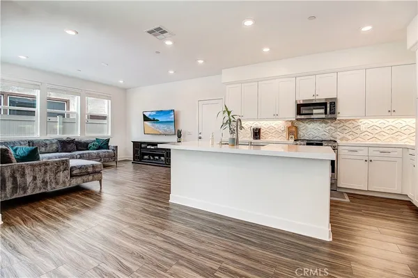 $1,426,000 | 261 Siena, Lake Forest, CA 92630