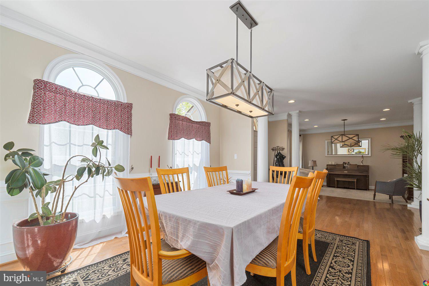 6070 Deer Ridge Trail Springfield, VA 22150 - Photo 15 of 85