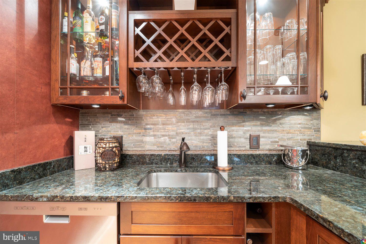 6070 Deer Ridge Trail Springfield, VA 22150 - Photo 42 of 85