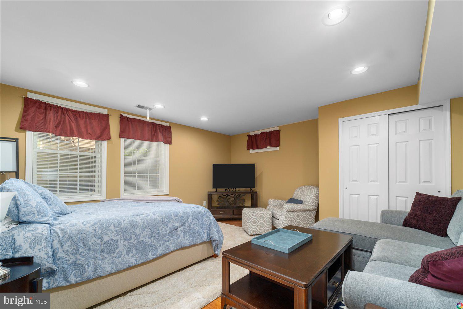 6070 Deer Ridge Trail Springfield, VA 22150 - Photo 47 of 85