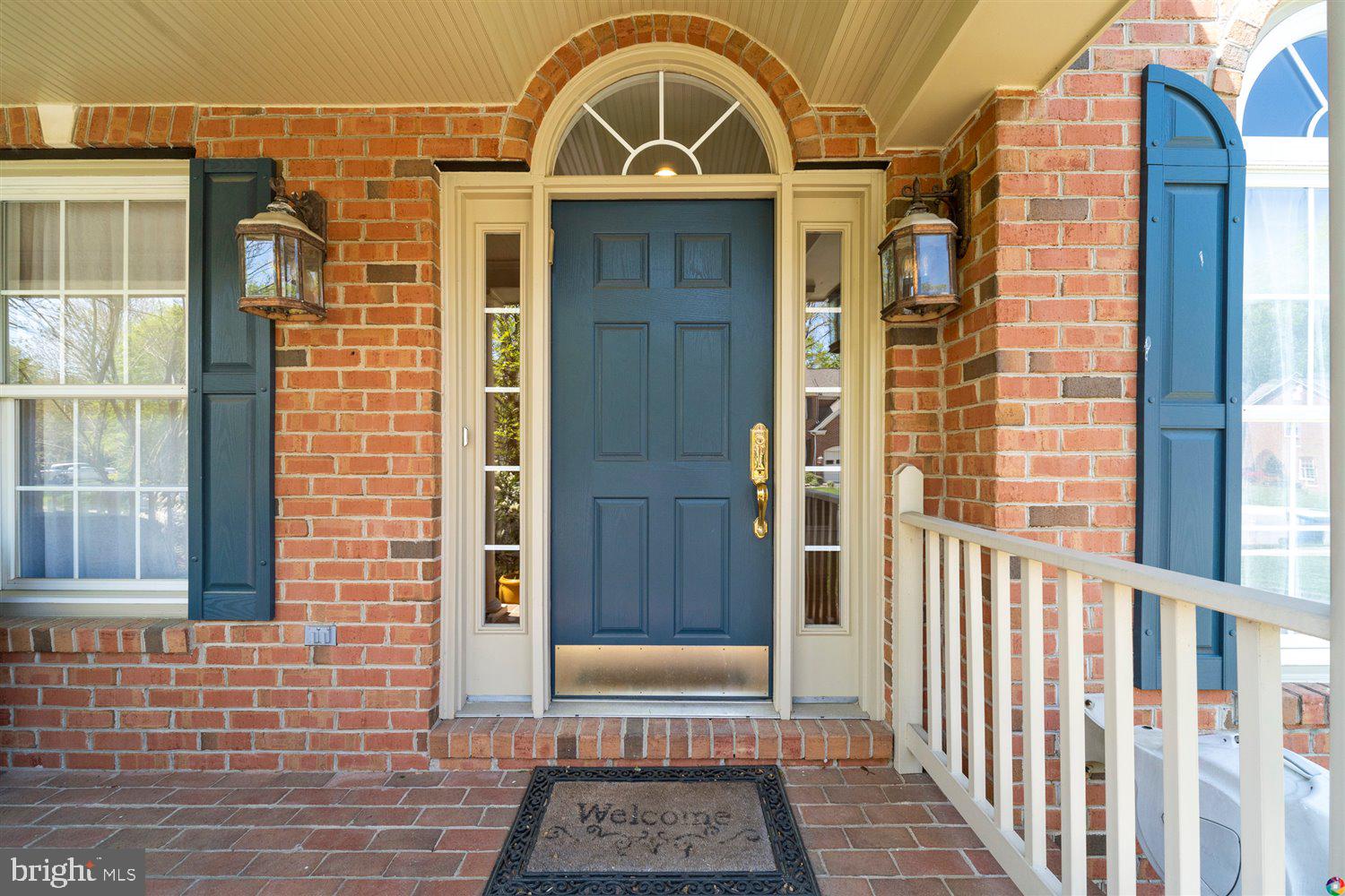 6070 Deer Ridge Trail Springfield, VA 22150 - Photo 7 of 85