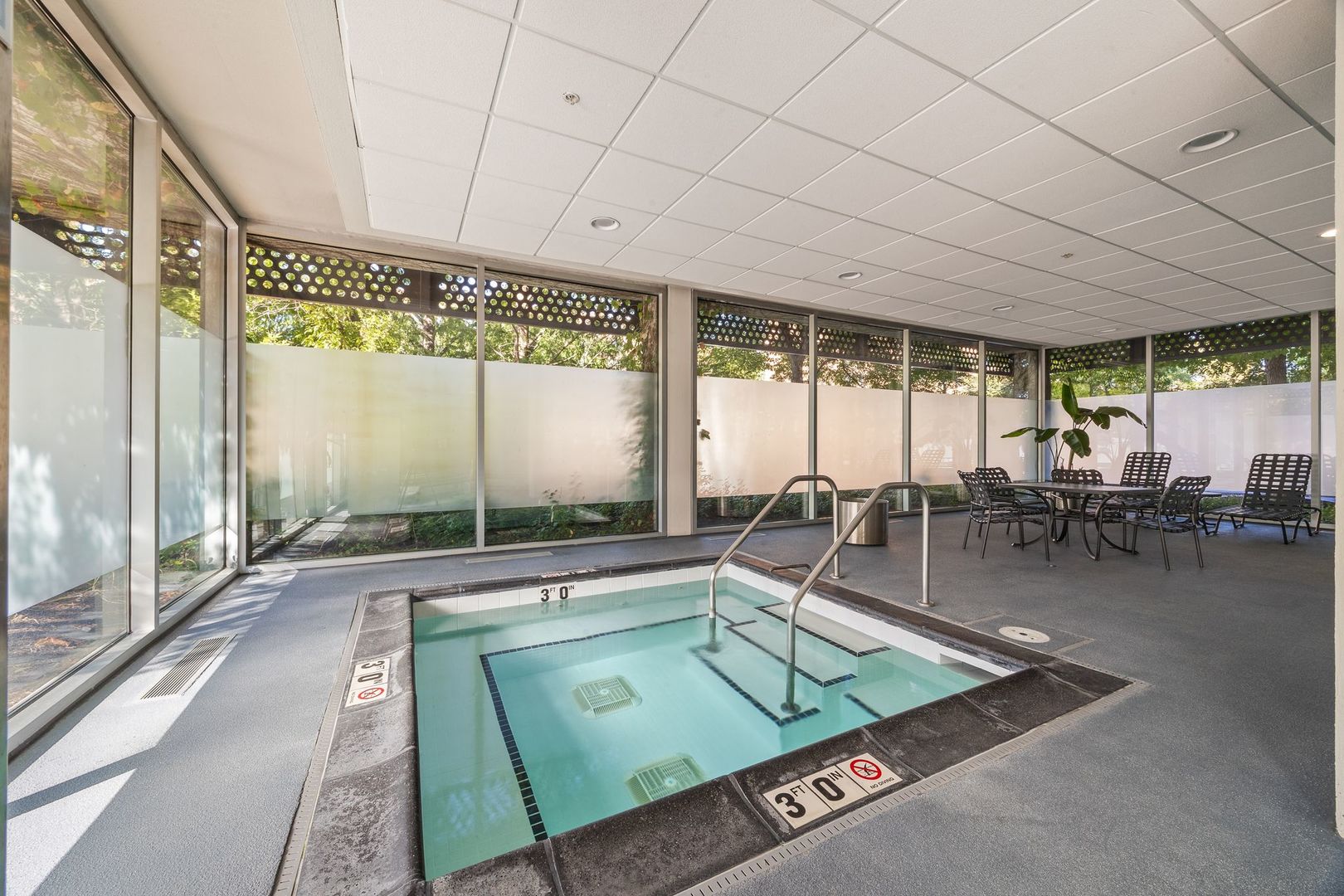 800 Elgin Road, Unit 1218 Evanston, IL 60201 - Photo 23 of 26 a view of a living room and dining room