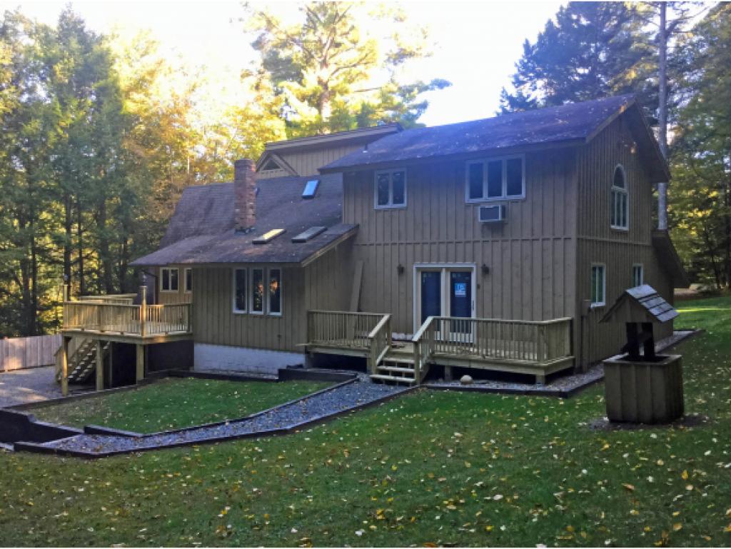 10 Hemlock Hill Road Newfane, VT 05345 - Photo 2 of 21