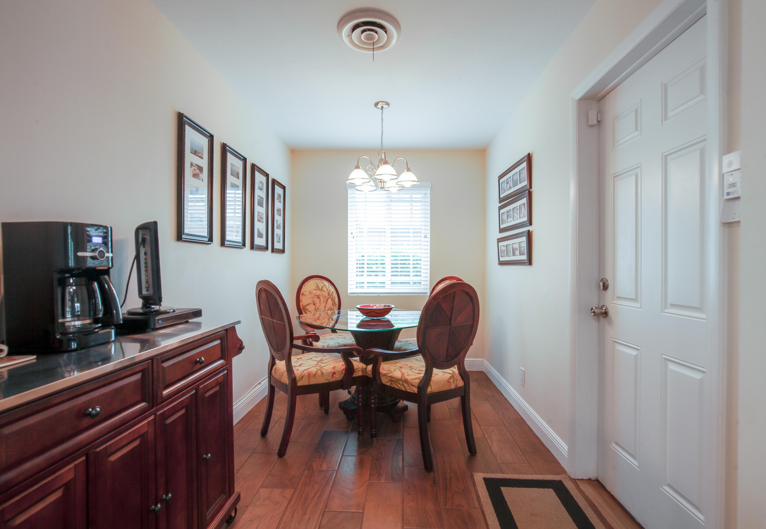 1214 Southwest 9th Avenue Boca Raton, FL 33486 - Photo 15 of 31 Breakfast nook